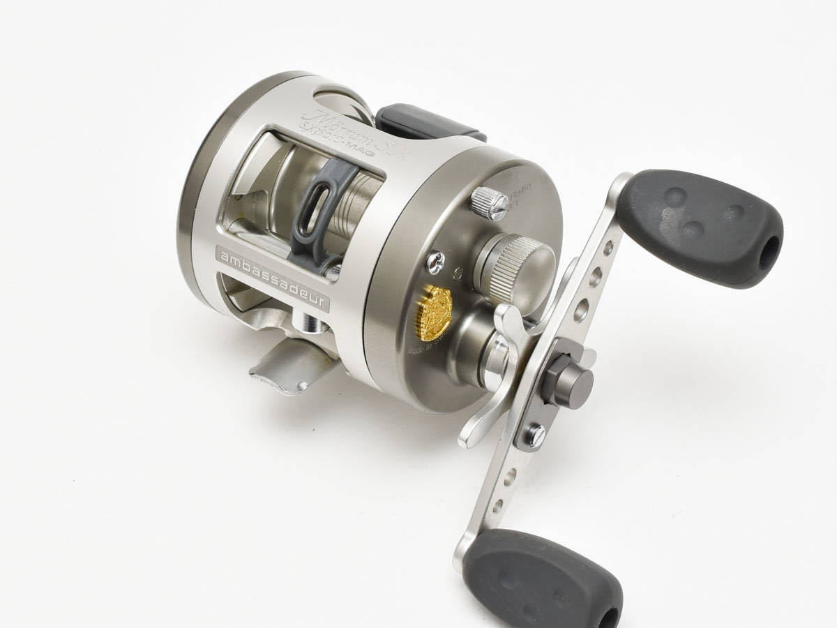 AbuGarcia】アブガルシア モラムZX1600MAG 【希少 未使用品】 - リール AbuGarcia】アブガルシア モラムZX1600MAG 【希少 未使用品】 - リール