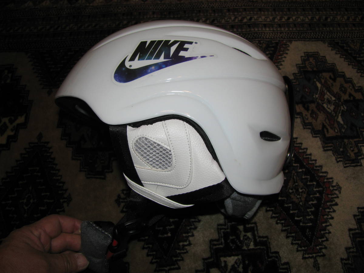FLUX スキースノーボードヘルメット　サイズ56-58㎝のサムネイル