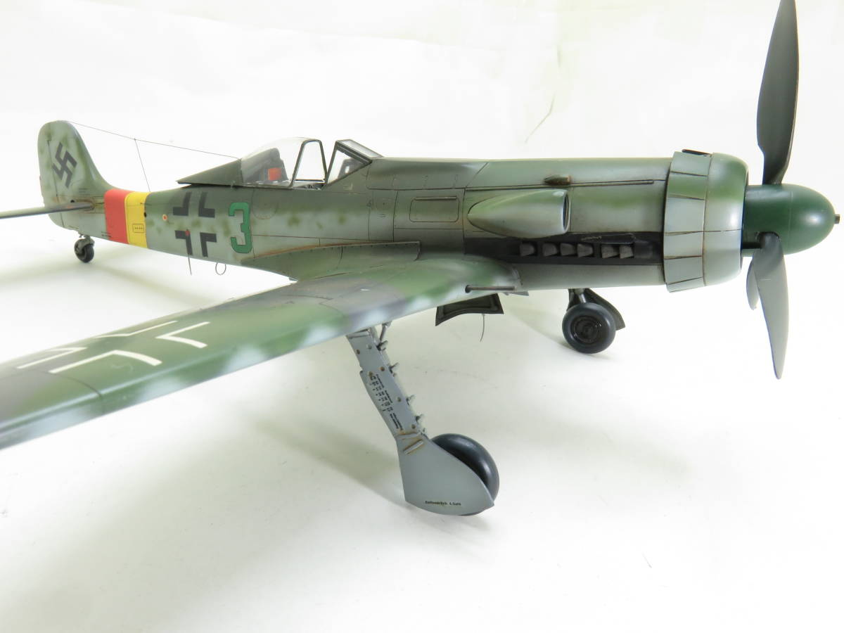 ◇◆ 完成品 1/48 ドラゴン ◆◇ フォッケウルフ Ta152H-1