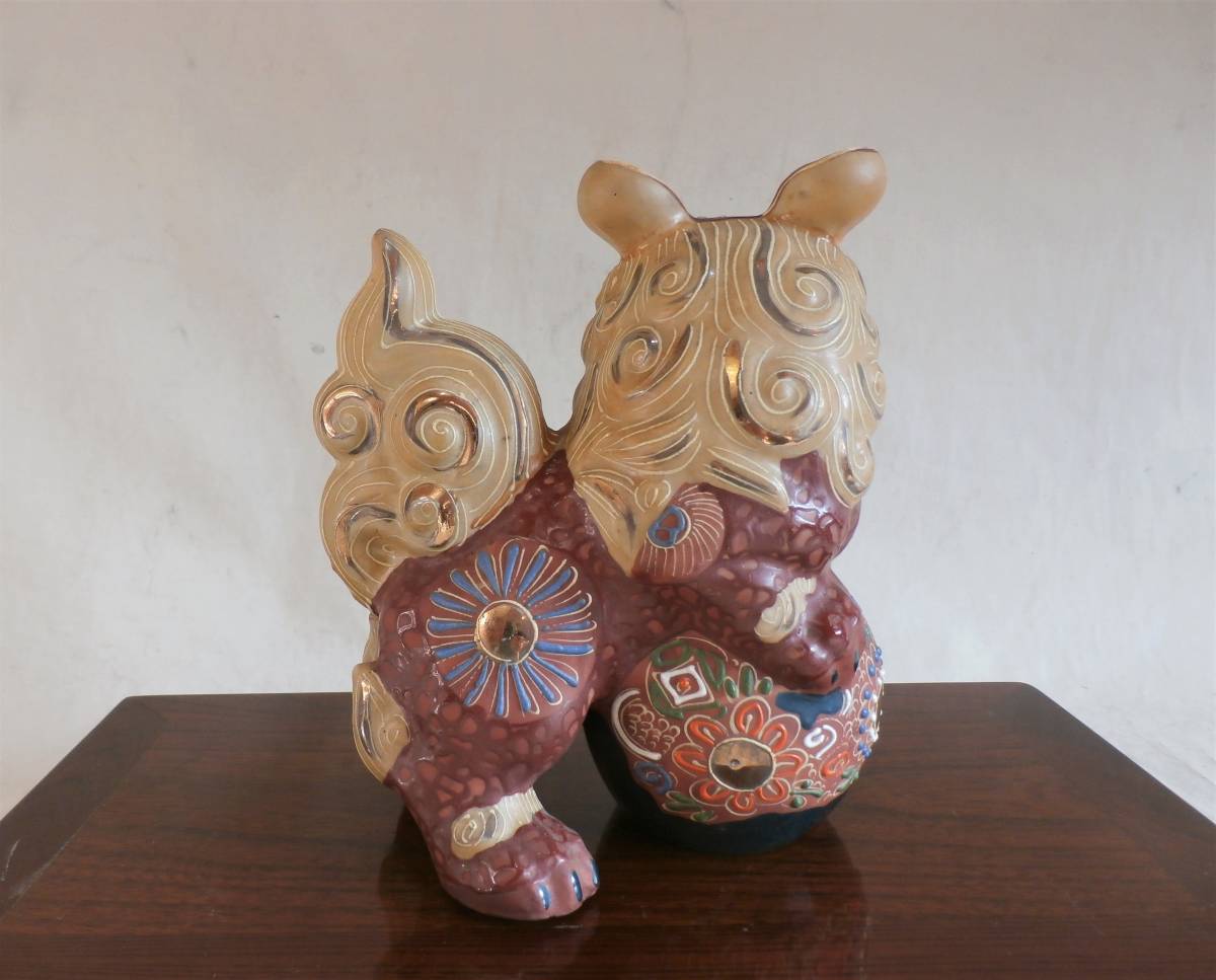  Kutani lion Tang lion ornament handicraft gold ... thing . except .T old house warehouse coloring Tamanori lion ceramics and porcelain . dog si-sa- fine art 