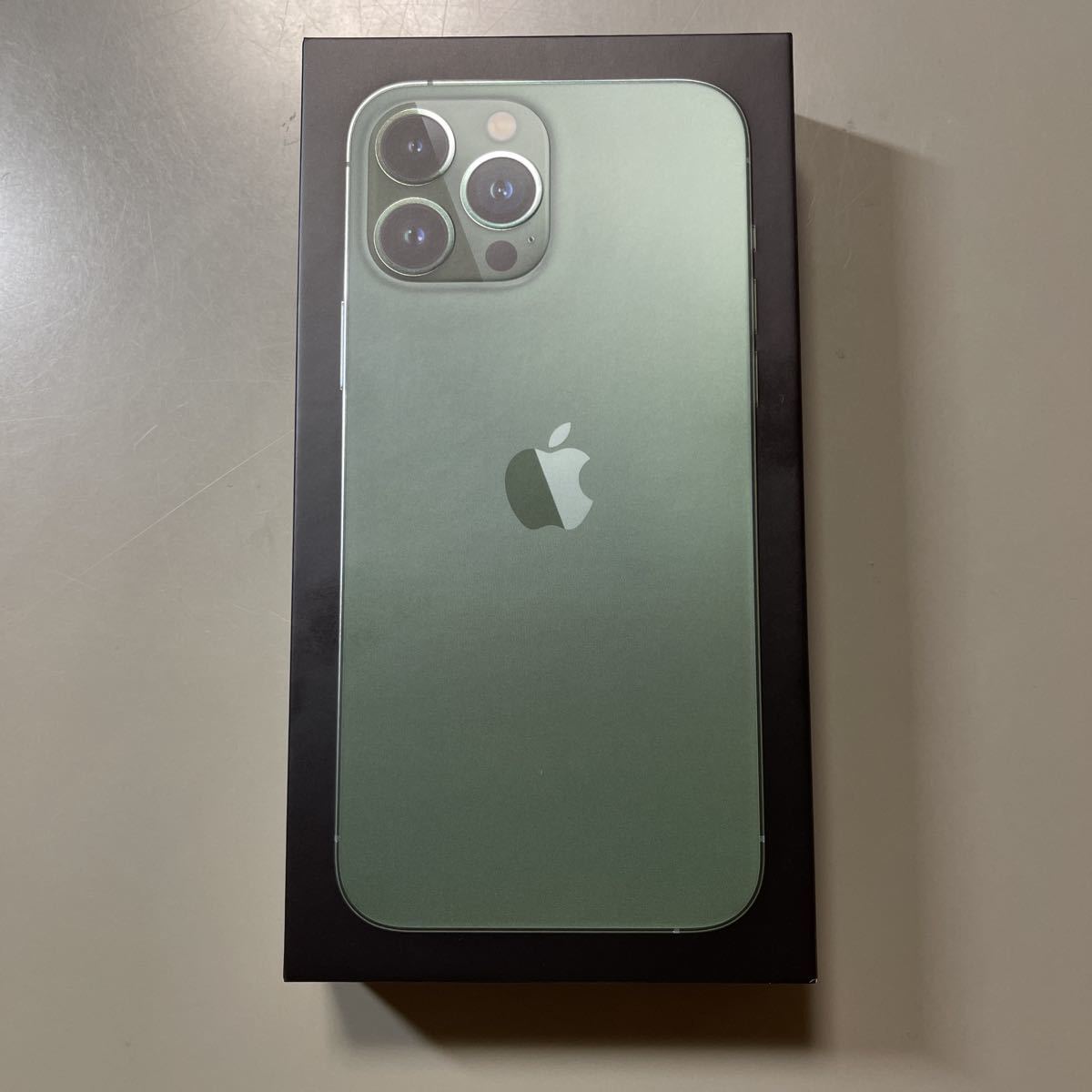 新品・未開封】Apple iPhone 13 Pro Max Alpine Green 128GB MNCU3J/A