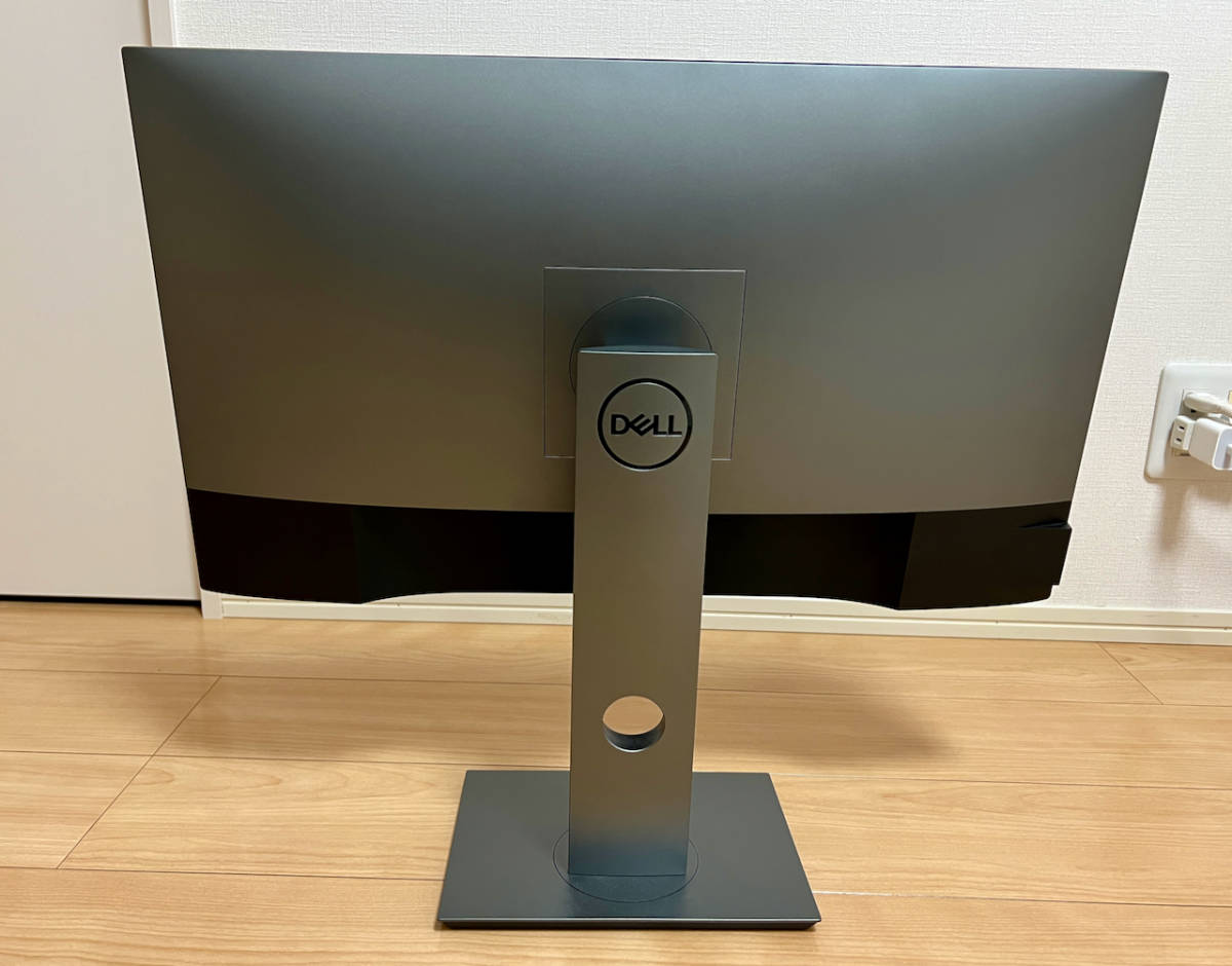 美品】Dell U2720QM 27インチ 4K モニター (IPS非光沢/USB Type-C・DP
