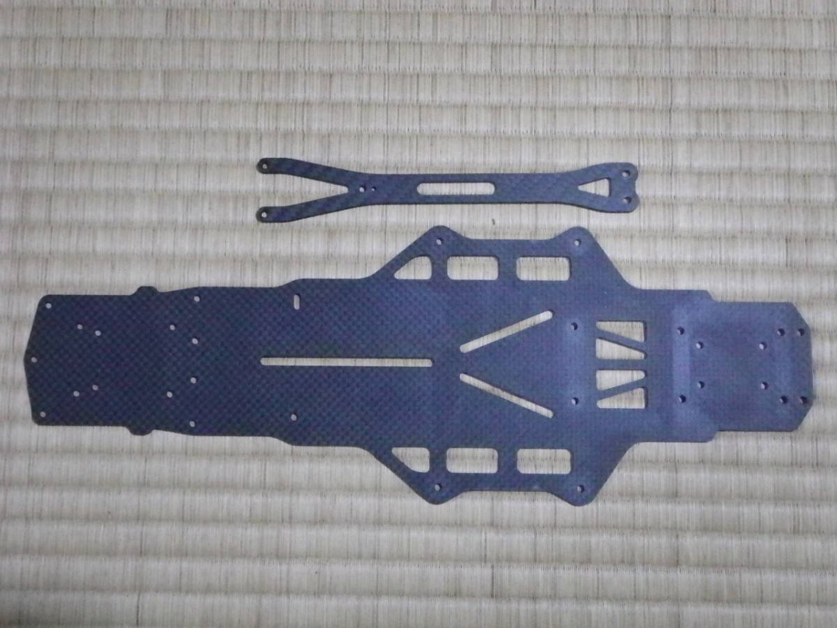 【最終値下げ価格】ヨコモ yd-2用カーボンシャーシ y2-002mga 新品 送料込み ヨコモ (Y2-002MGA) YD-2用 艶消グラファイト製 メイン