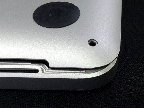 【ジャンク品】Apple純正 Apple MacBook Pro Retina A1502 Early 2015 キーボード、バッテリーその他アッセンブリセットの画像6