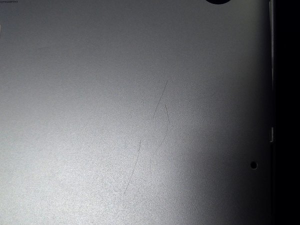 【ジャンク品】Apple純正 Apple MacBook Pro Retina A1502 Early 2015 キーボード、バッテリーその他アッセンブリセットの画像4