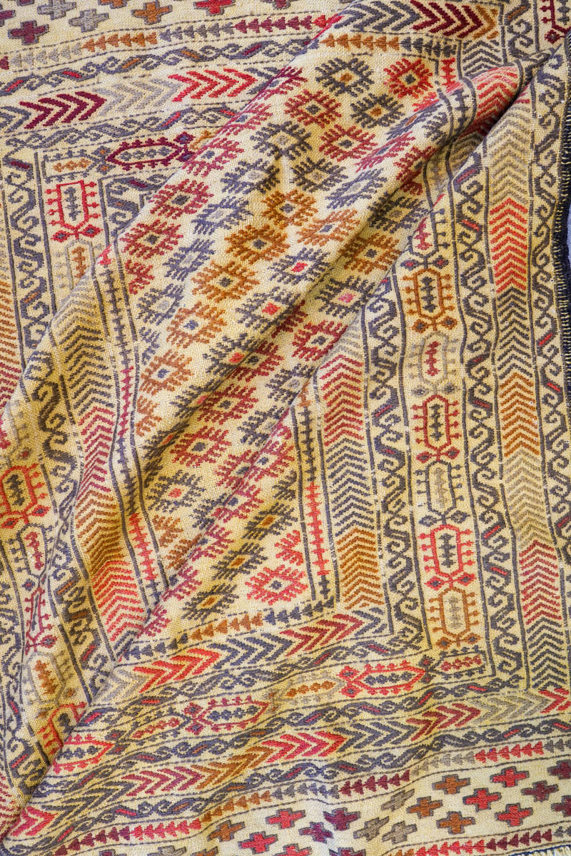 ペルシャ手織りキリム size 175×124cm｜PayPayフリマ