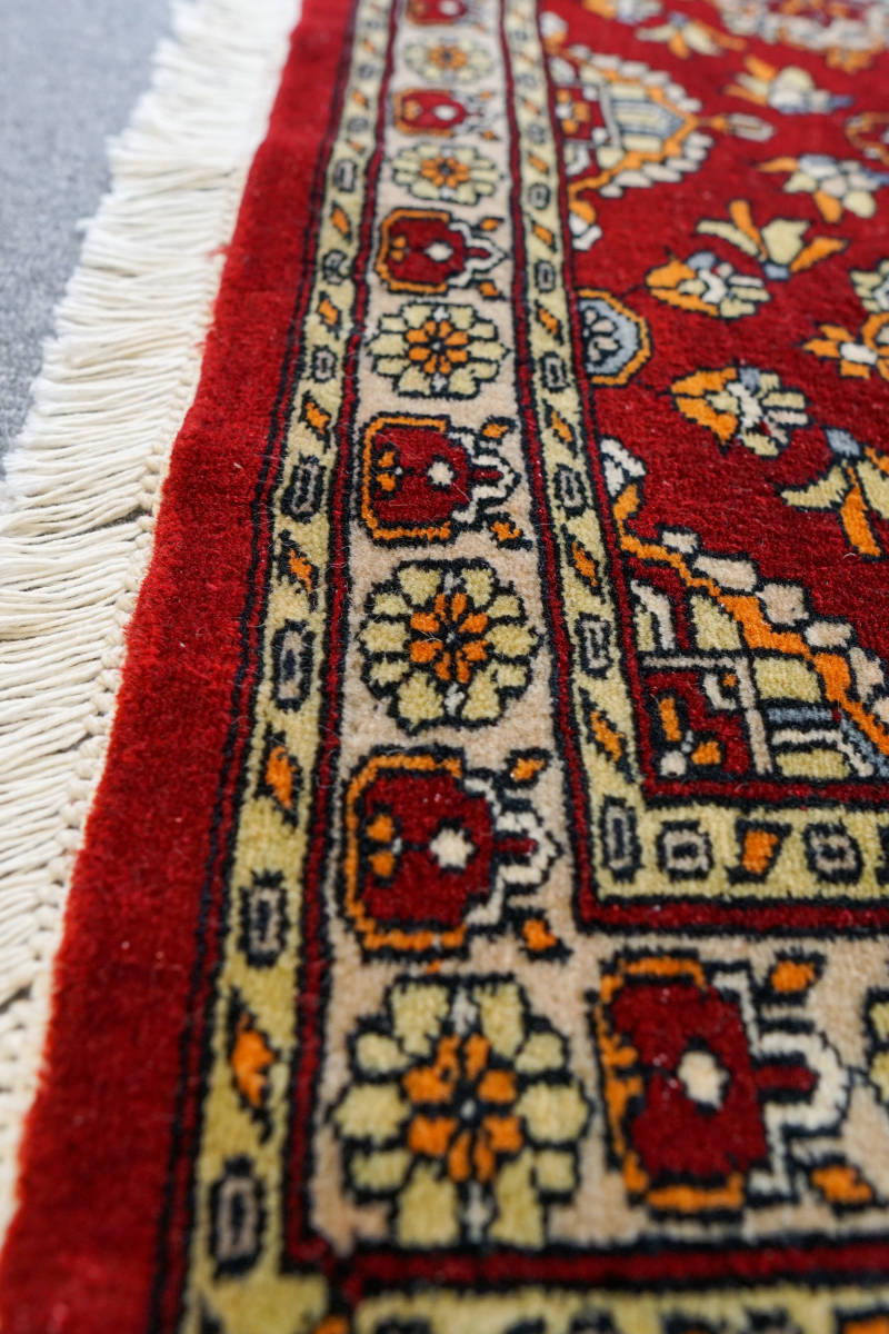 高品質パキスタン手織り絨毯 ウール size 128×79cm｜Yahoo!フリマ（旧