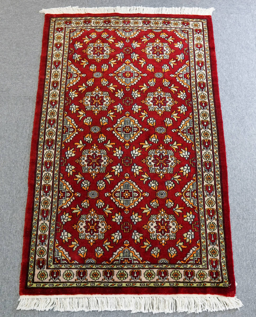 高品質パキスタン手織り絨毯 ウール size 128×79cm｜Yahoo!フリマ（旧