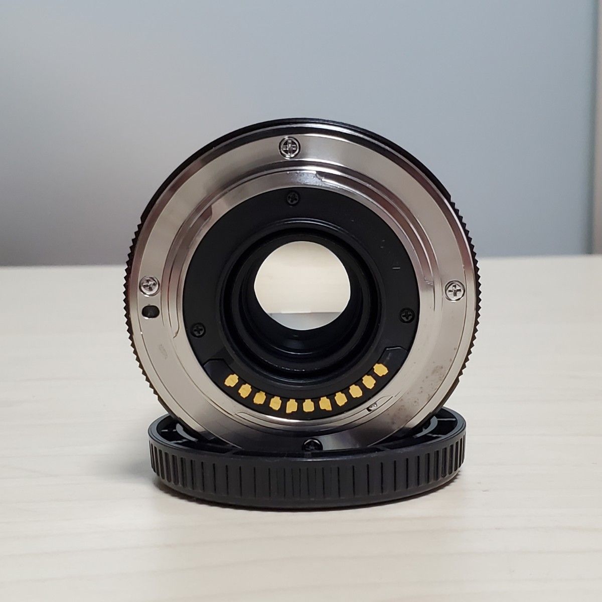 OLYMPUS M.ZUIKO 12mm F2.0 単焦点 マイクロフォーサーズ