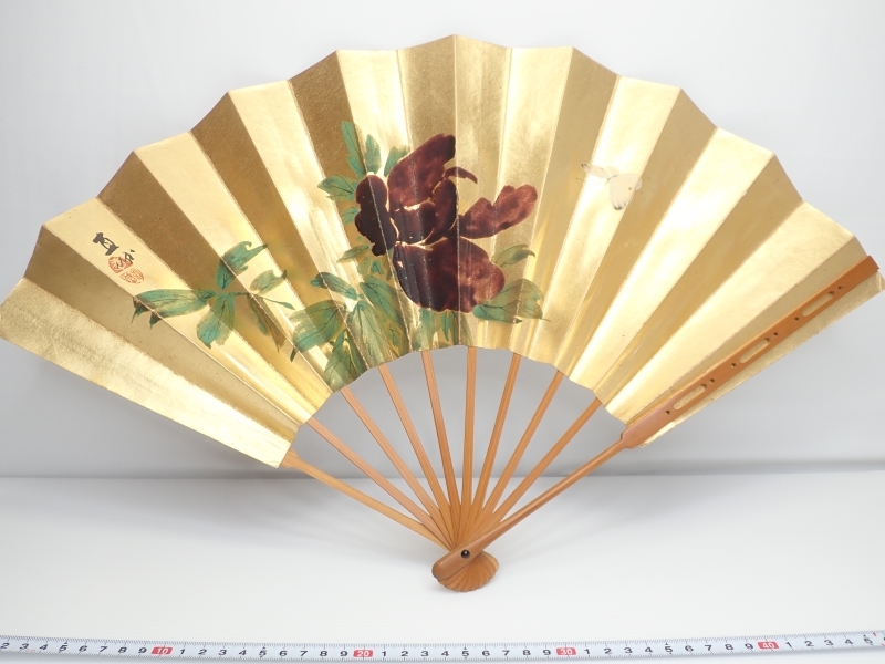 J583 fan / Mai . author thing gold ground . flower . butterfly . ash ground . circle wheel two ./ talent ./ Shimai / talent comfort / day Mai / capital .Japanese Traditional crafts