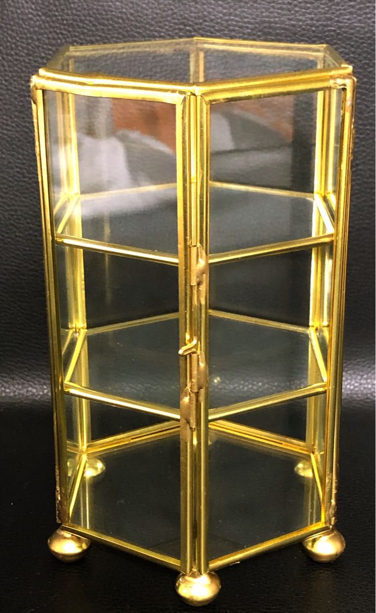 【新品未使用品】アンティーク風のガラスの小物入れ 真鍮製の3段ジュエリーボックス