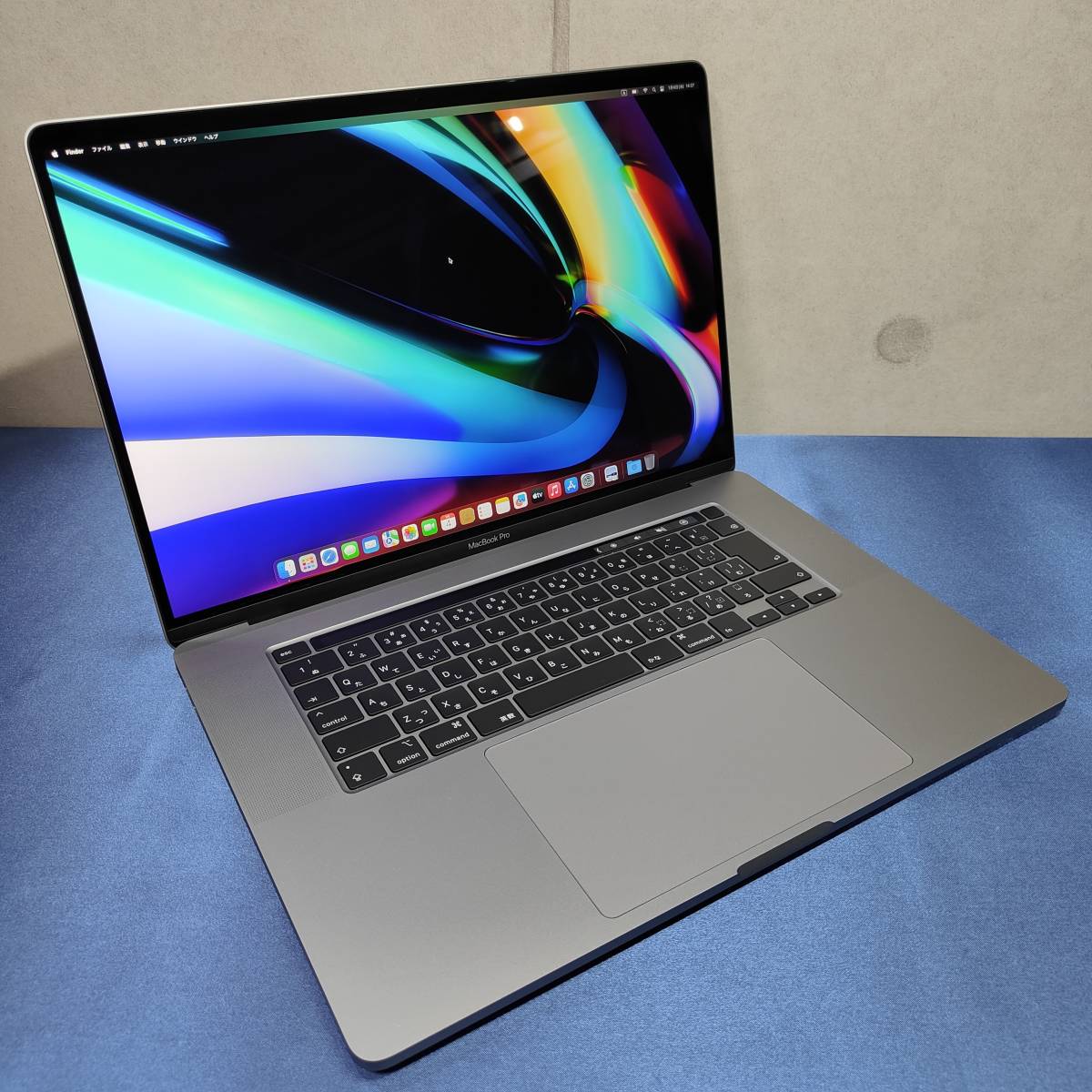 ヤフオク! - 極美品 良品 Apple MacBook Pro 