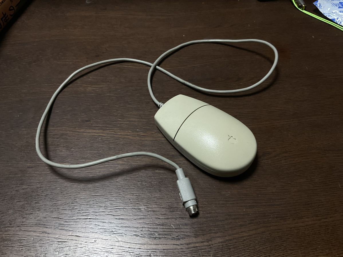 Apple Desktop Bus Mouse II M2706の画像1