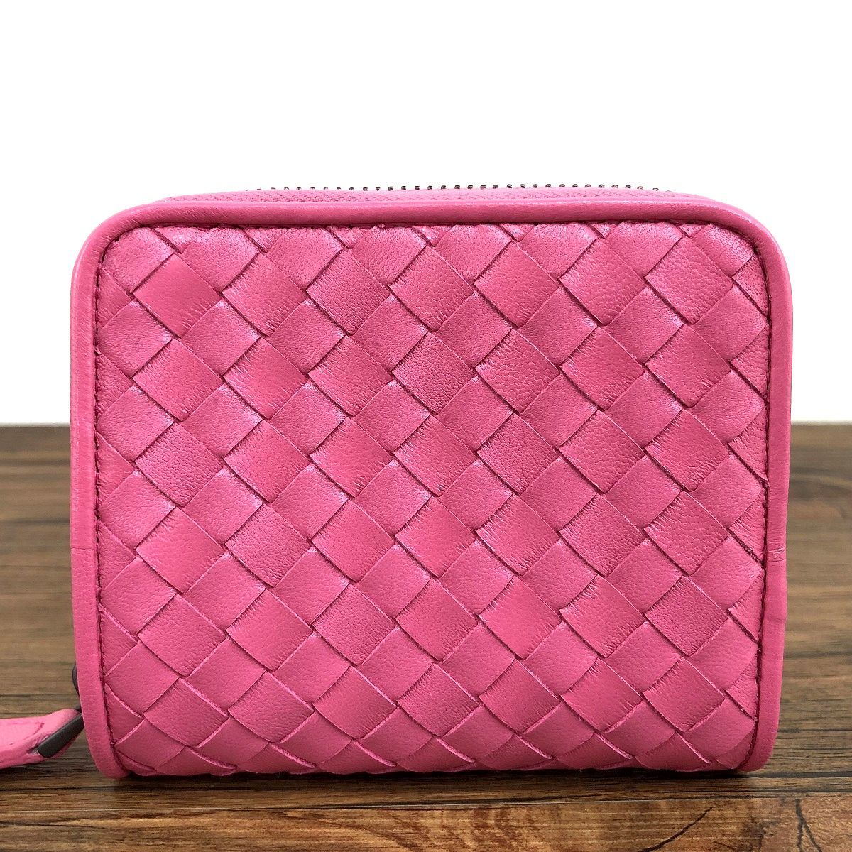 世界的に 送料無料 未使用品 BOTTEGA VENETA コンパクトウォレット