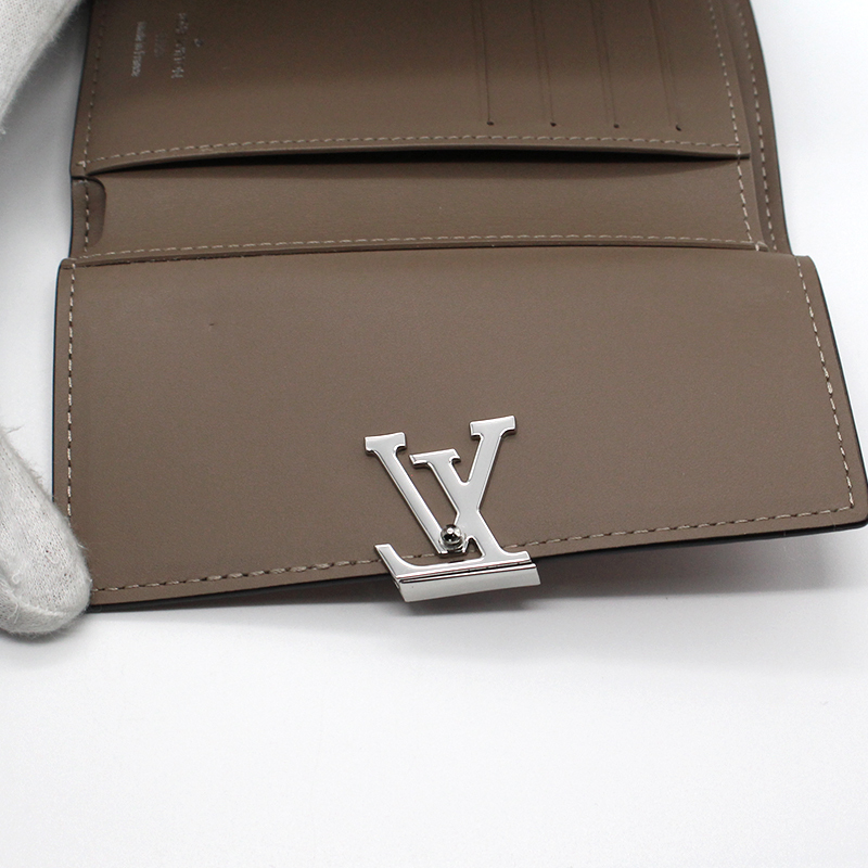訳あり美品 ルイヴィトン LOUIS VUITTON ポルトフォイユ・カプシーヌ