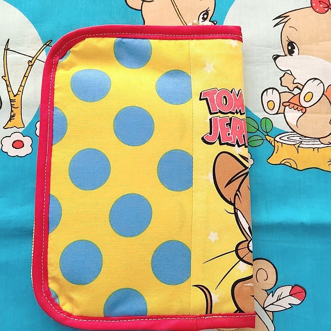 愛流さま専用☆トムとジェリー マルチケース 母子手帳ケース 通帳ケース お薬手帳ケース ハンドメイドポーチ ファスナーポーチ