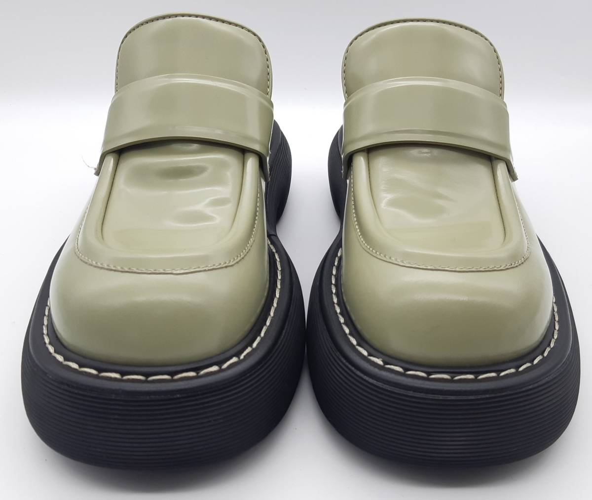 Bottega Veneta ボッテガ ヴェネタ メンズ グリーン Swell Bottega Veneta ボッテガ ヴェネタ メンズ グリーン Swell