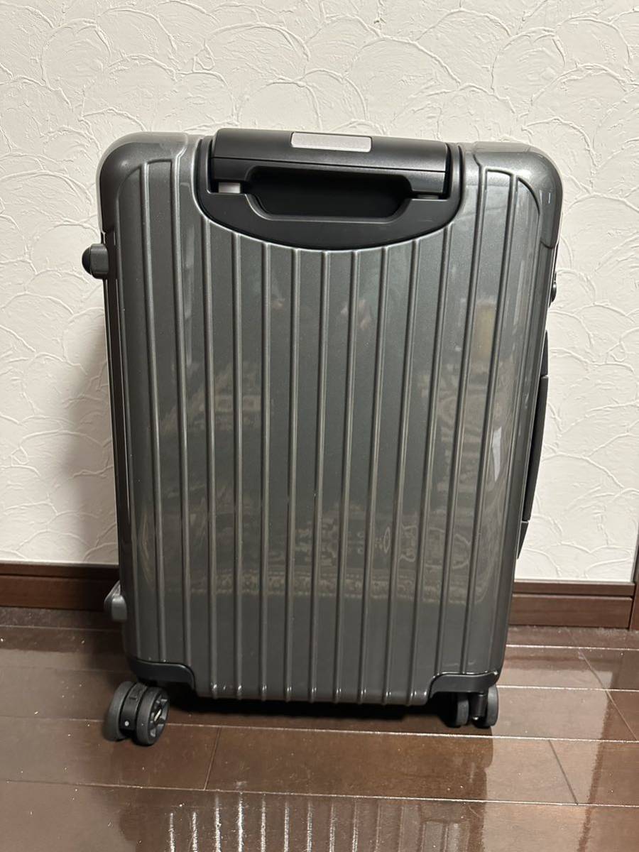 80%OFF!】 正規品 RIMOWA グレー 4輪 機内OK 約33L 保護カバー付き