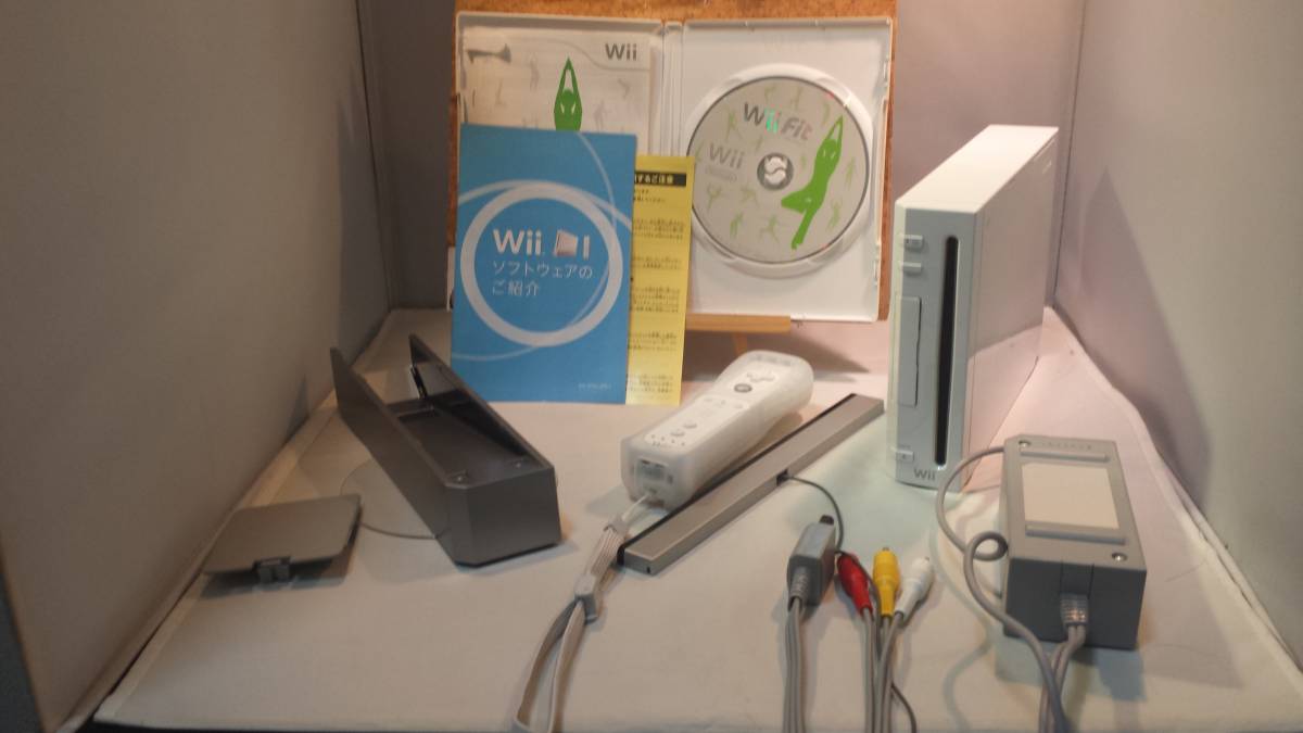 ◆Wii 本体 ホワイト 良品 WiiFit フィット ボード セット 本体バージョン－4.1J