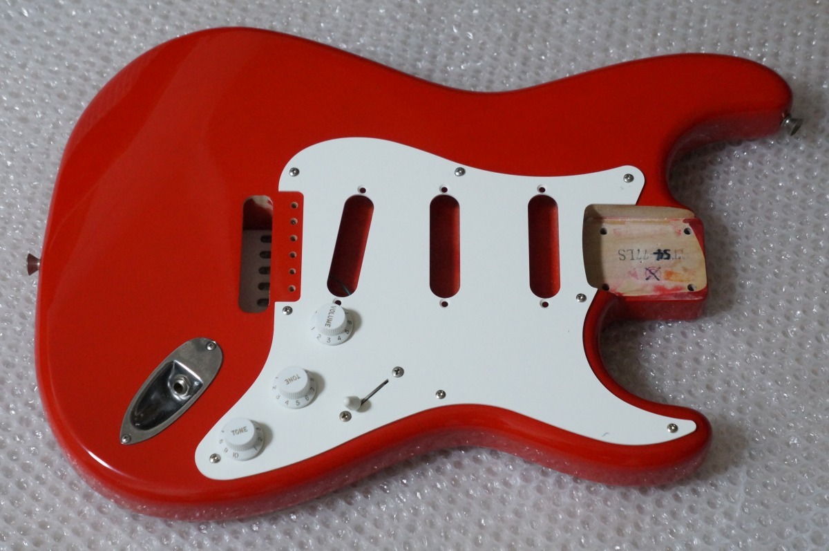 Yahoo!オークション - Fender Japan ST54-77LS Torino Red Body Yahoo!オークション - Fender Japan ST54-77LS Torino Red Body