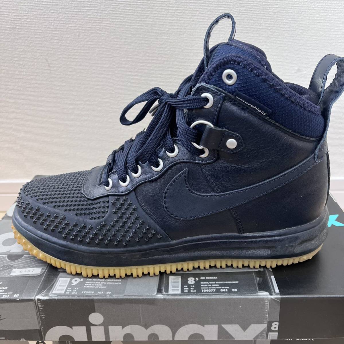 ボタニカルキャンドル バラ かすみ草 希少 NIKE ナイキ ルナフォース1