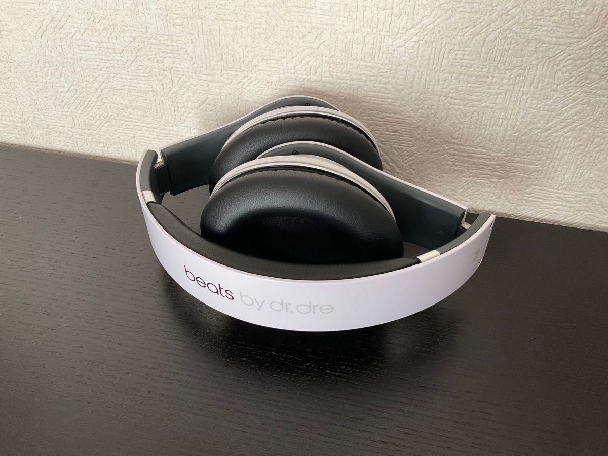 Beats by Dr Dre Studio 白 ホワイト 初期型 ヘッドホン【動作 Beats by Dr Dre Studio 白 ホワイト 初期型 ヘッドホン【動作