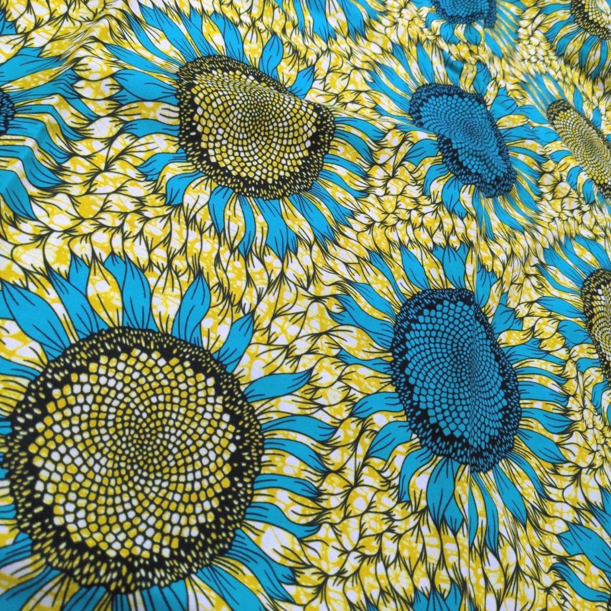 アフリカンワックスプリント ❛ Round Pattern ❜ | ega.org.eg