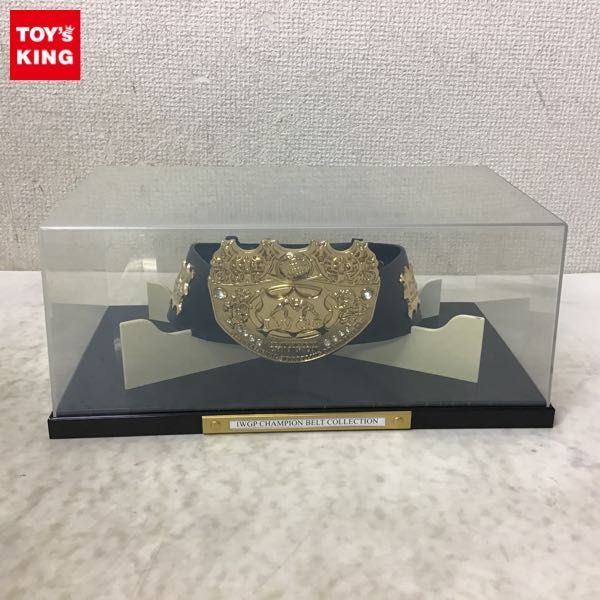 新日本プロレス IWGP 2/5スケールレプリカ二代目チャンピオンベルト-