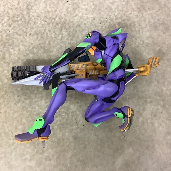 グリーン・ホワイト系 完成品♪ 【新品未開封】エヴァンゲリオン新劇場