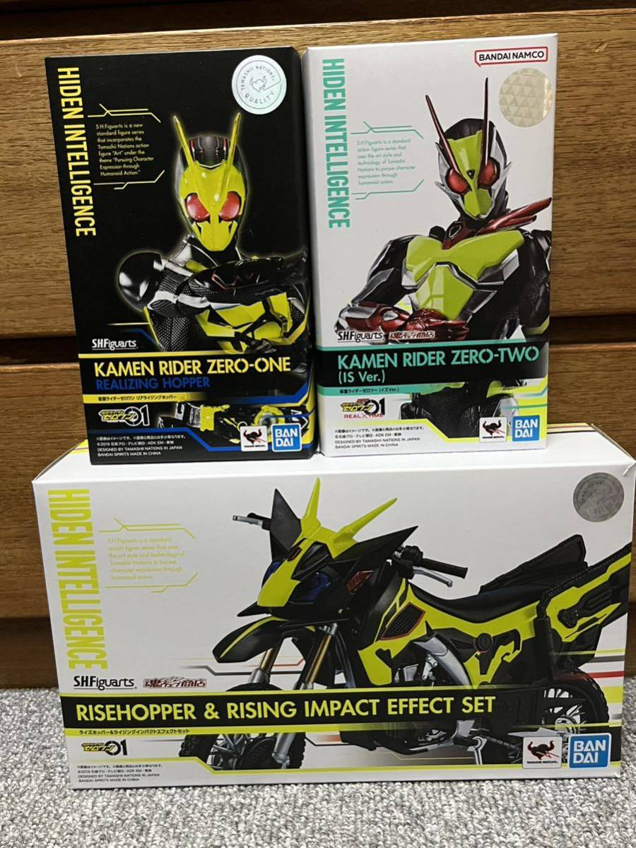 ヤフオク! - バンダイ S.H.Figuarts 仮面ライダーゼロワン3種...