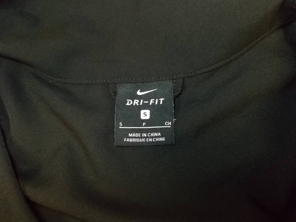 a741◆NIKE DRI-FIT ウーブン チーム ジャケット◆Sサイズ 928011-013 黒色 ナイキ ウーブン チーム ジャケット 送料385円 5A_画像3