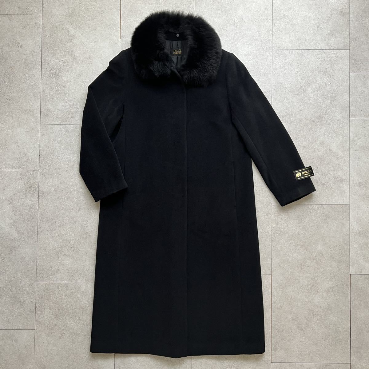 美品 ロングコート アンゴラ×フォックスファー 本毛皮 ブラック 黒系 着丈128cm コート