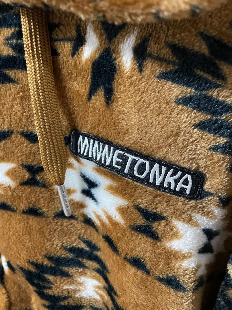新品 【MINNETONKA】ミネトンカ ボアフルジップジャケット Ｓサイズ ボアパーカー ボア フリースジャケット