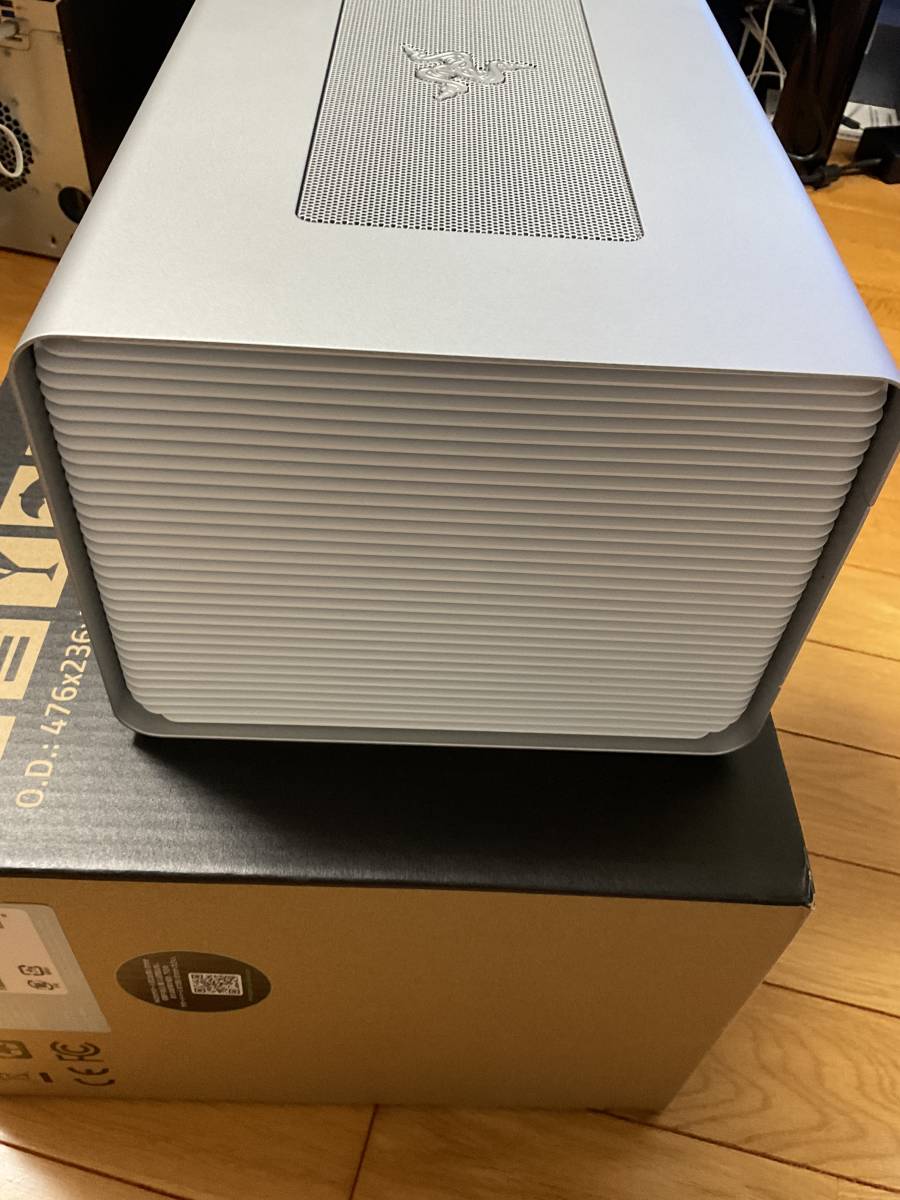 新品同様 Razer RC21-0131 CORE X 外付けGPU BOX | www.kovymont.sk