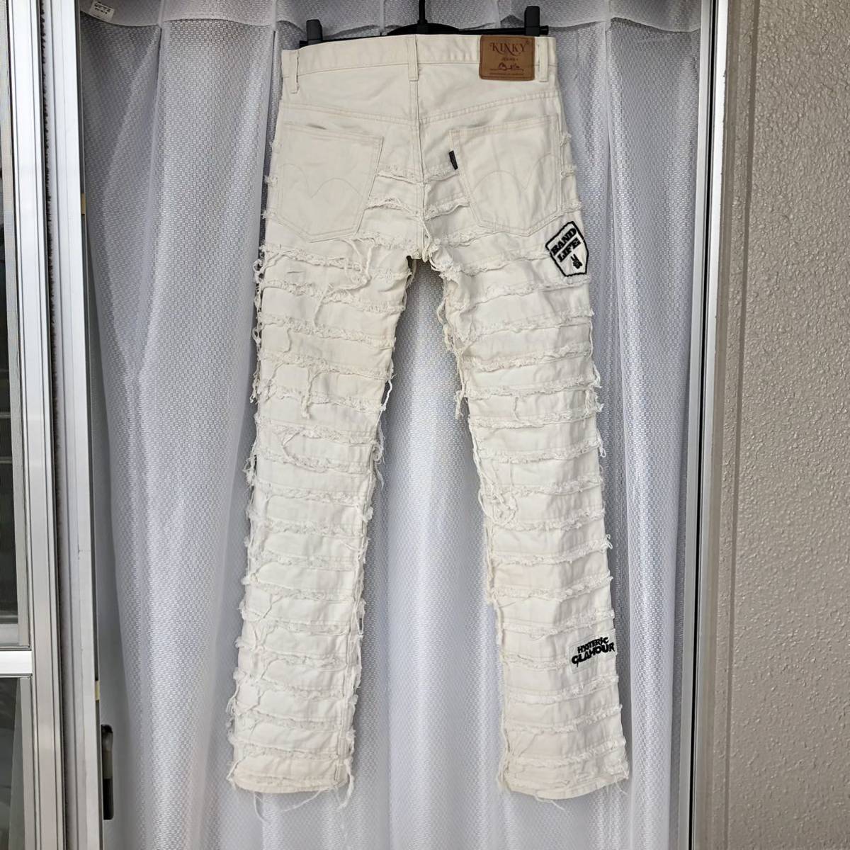 バッジ付 ウミヘビ ツギハギ 白 HYSTERIC GLAMOUR リメイク バッジ付 ウミヘビ ツギハギ 白 HYSTERIC GLAMOUR リメイク