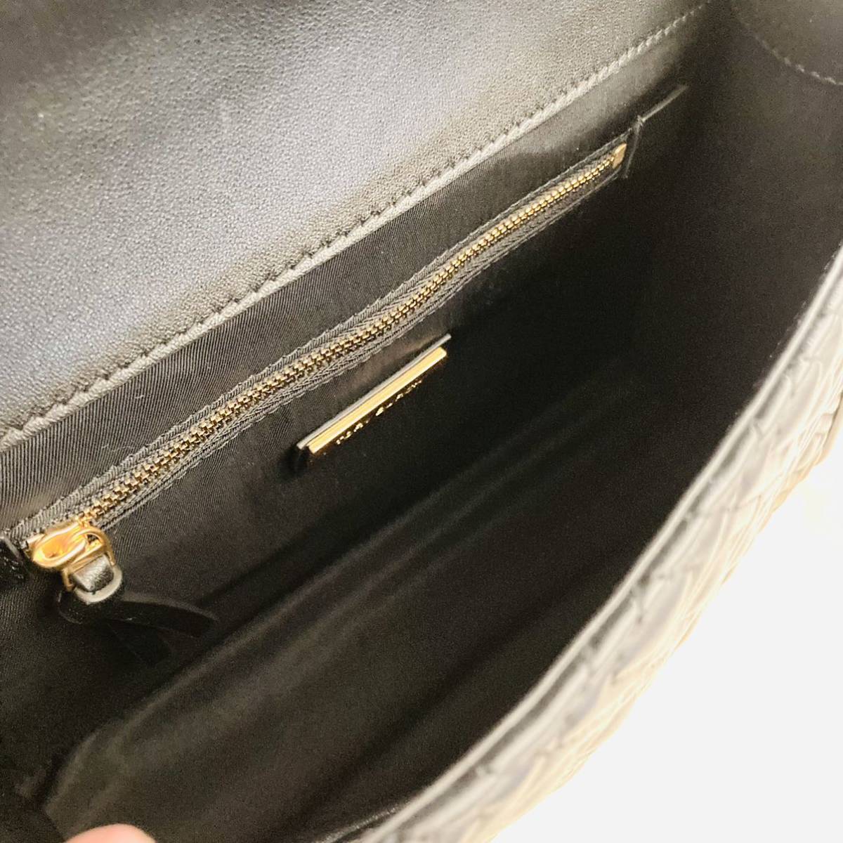 極美品 トリーバーチ TORY BURCH チェーンバッグ 牛革 オールレザー GD金具 タッセル付き 2way ハンドバッグ ショルダーバッグ BK 黒