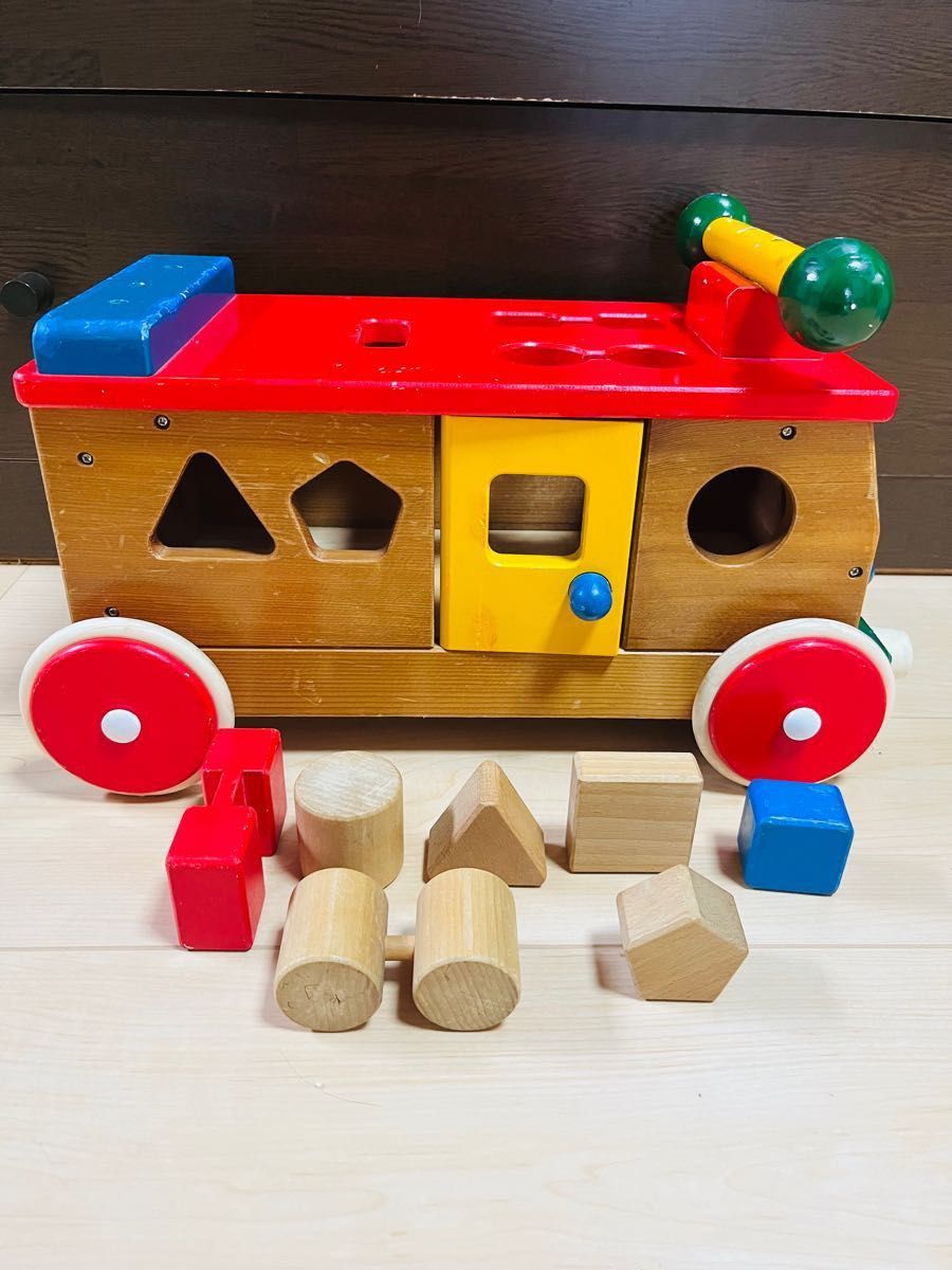 ミキハウス mikihouse パズルバス 知育玩具 乗用玩具