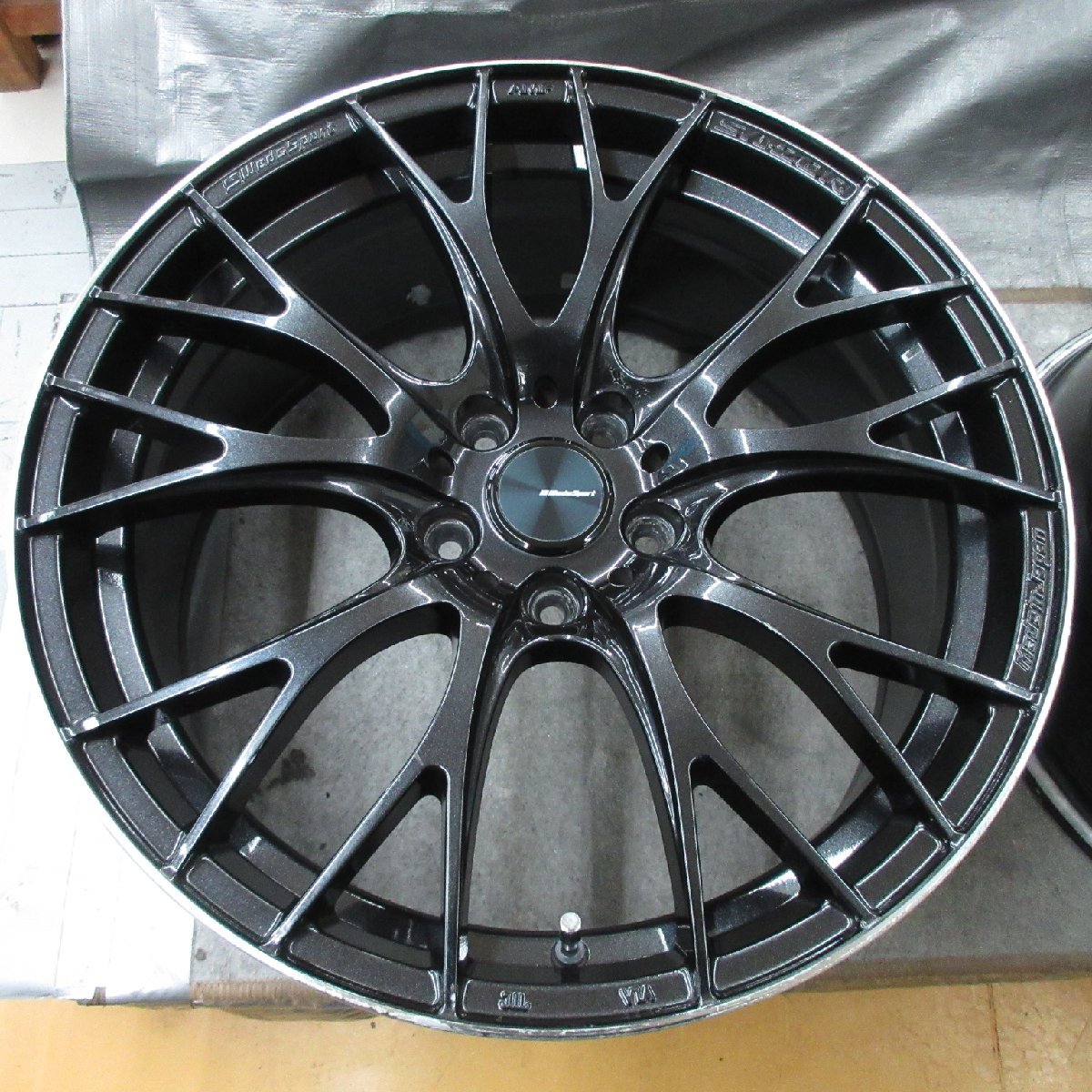 ■送料無料 A2■ Weds Sport SA-20R ■ 19×8.5J+45 ■ 5H PCD114.3 ◇ 4本 ◇ メタリック/ブラック系 日本製/1ピース 1本/約9.7kg_画像2