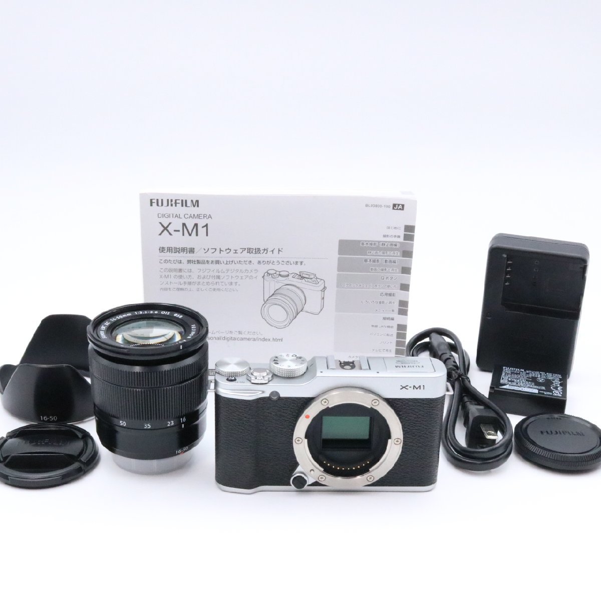 極上品】FUJIFILM ミラーレス一眼カメラ X-M1 Wレンズキット ＃5462-