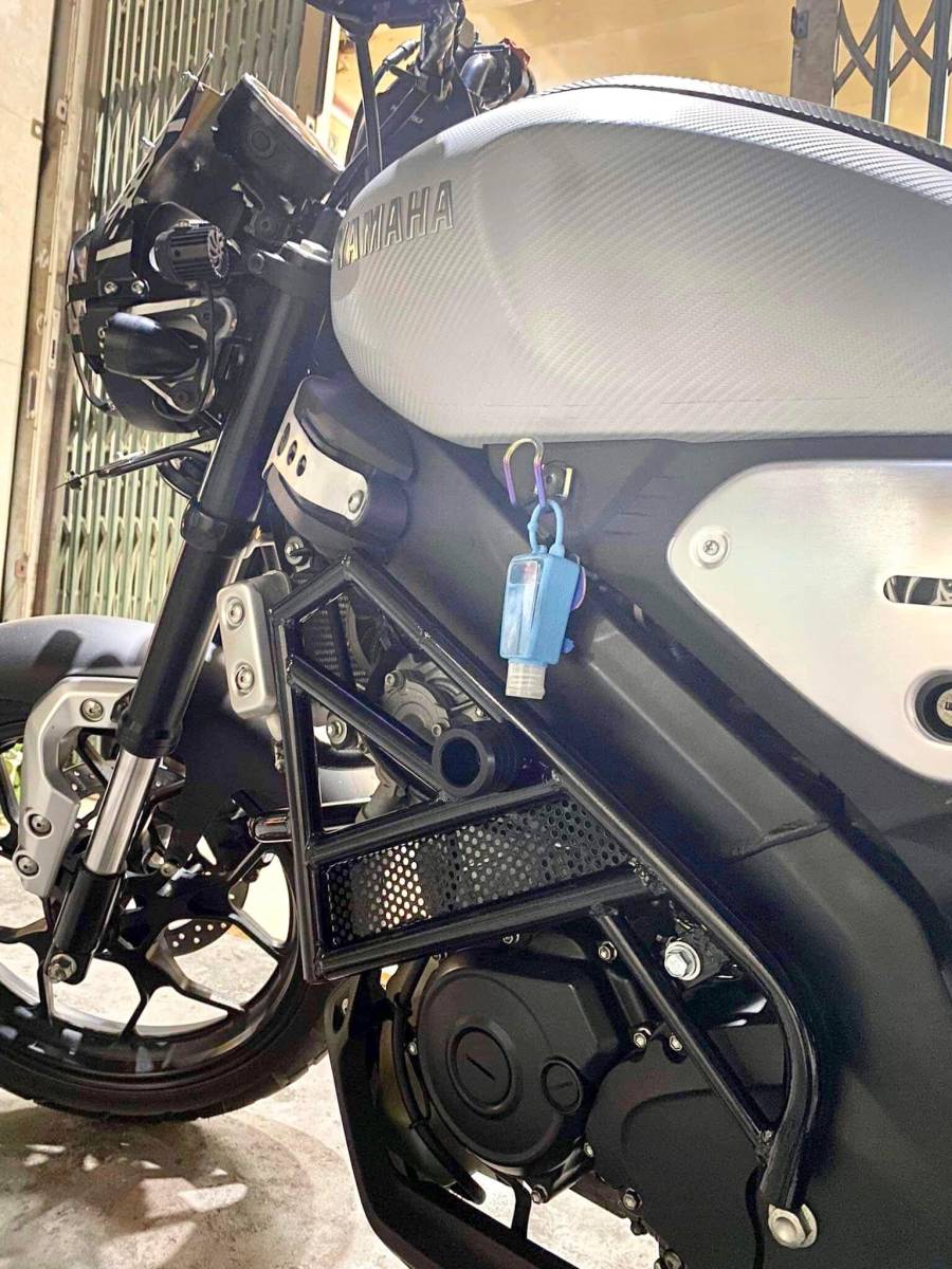 セール中 新商品 ヤマハXSR155/XSR125用 エンジンガード|Yahoo セール中 新商品 ヤマハXSR155/XSR125用 エンジンガード|Yahoo
