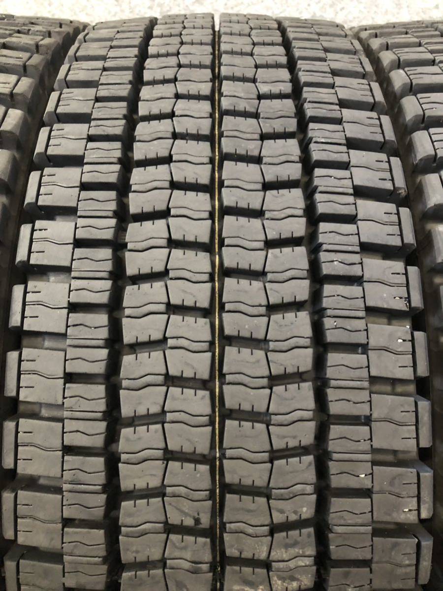 215 70R17.5 123 DUNLOP スタッドレス 121J トラック 6本 DECTES 2021