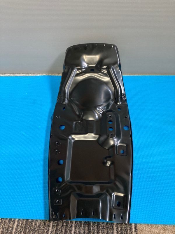 カワサキ Z400FX シートベース Z400J Z500FX Z550FX(社外品)|売買され カワサキ Z400FX シートベース Z400J Z500FX Z550FX(社外品)|売買され