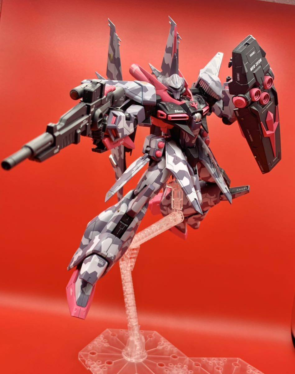 ＲＥ/100 1/100 ＡＭＸ－107 バウ 改修 塗装済 完成品　ガンプラ　塗装済み_画像1