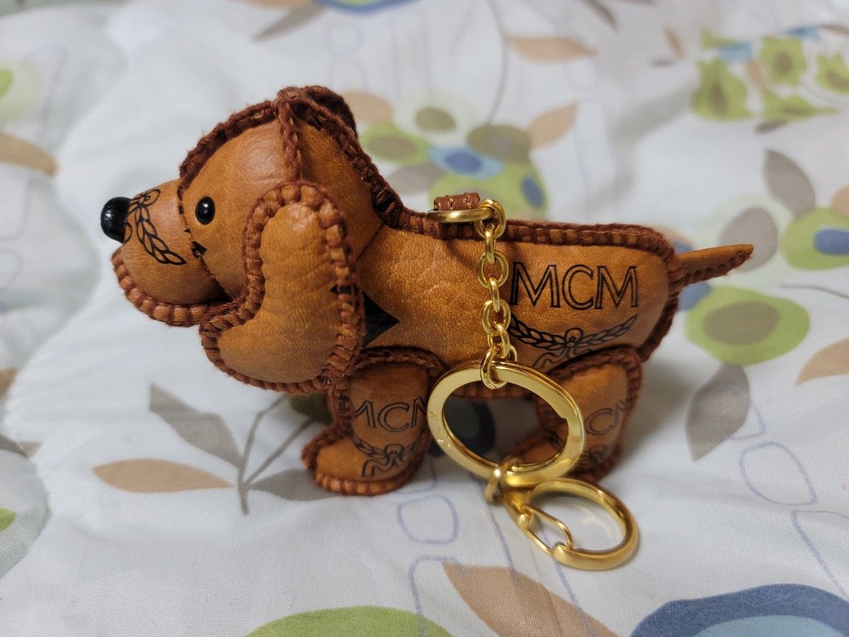 新品未使用) MCM キーホルダー