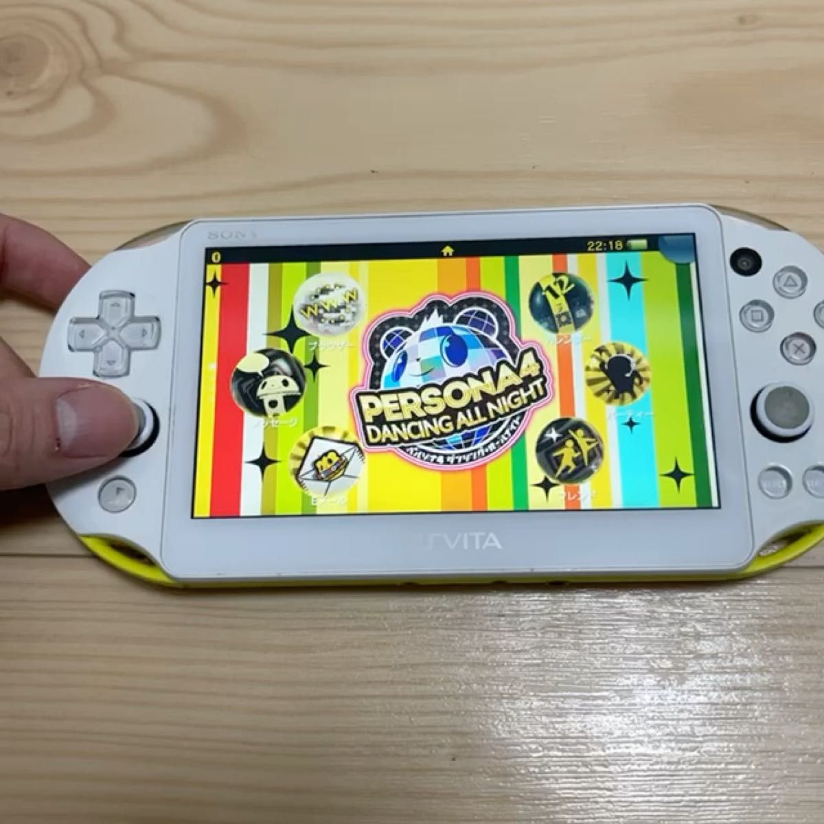 PS Vita pch-2000 ペルソナ PlayStation vita 本体 ペルソナ4ダンシングオールナイト モデル