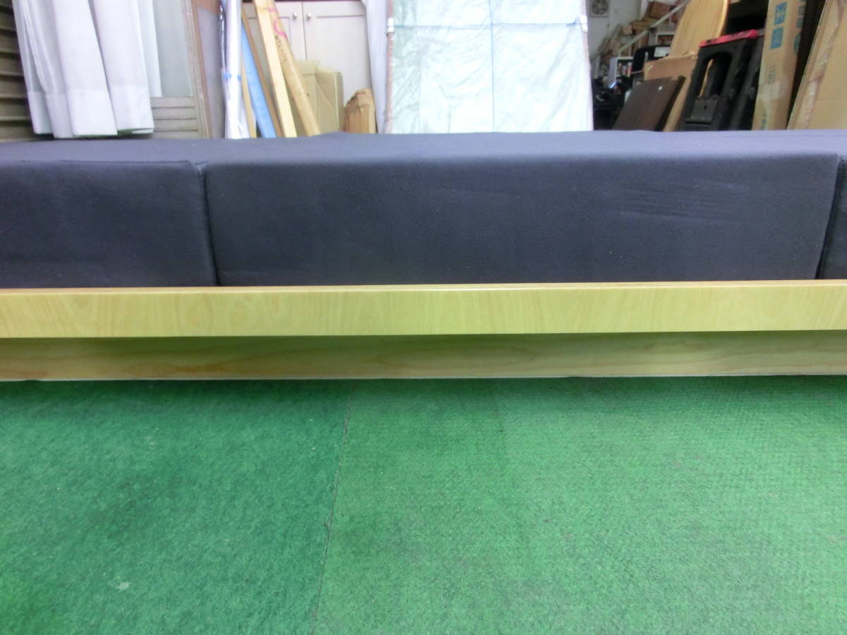 vUSED выставленный товар v диван bench высота 300.× 2 шт. 