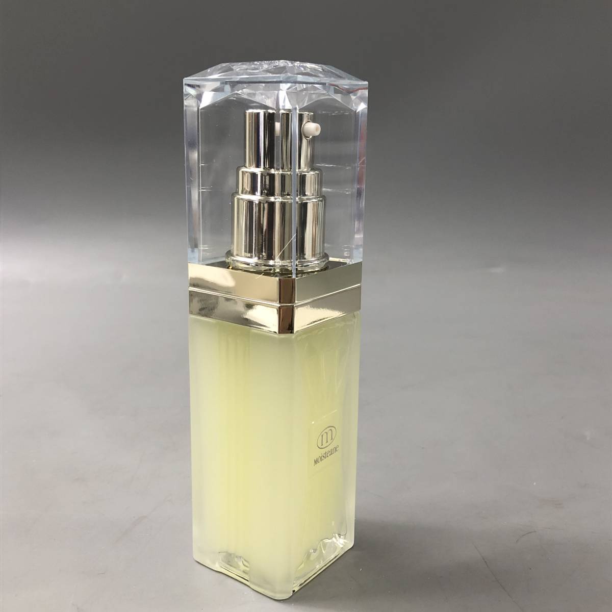 モイスティーヌ コントラージュ ファインエッセンス 60ml-