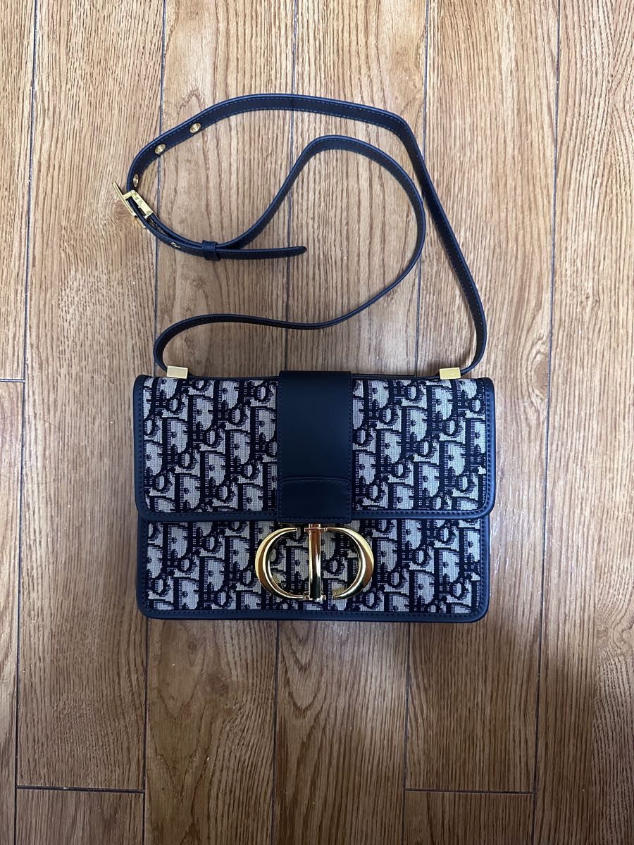 休日限定 Dior MONTAIGNE 三 30 カナージュ キルティング 三つ折り財布