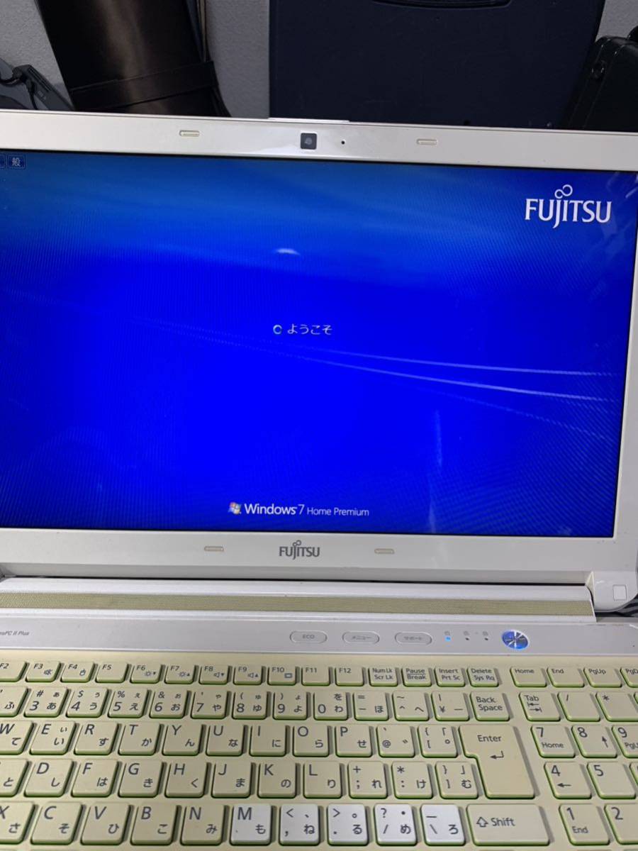 富士通LIFEBOOK Core i3 ！モデル・ＡＨ５４／Ｅ！ACアダプタ付き！_画像5