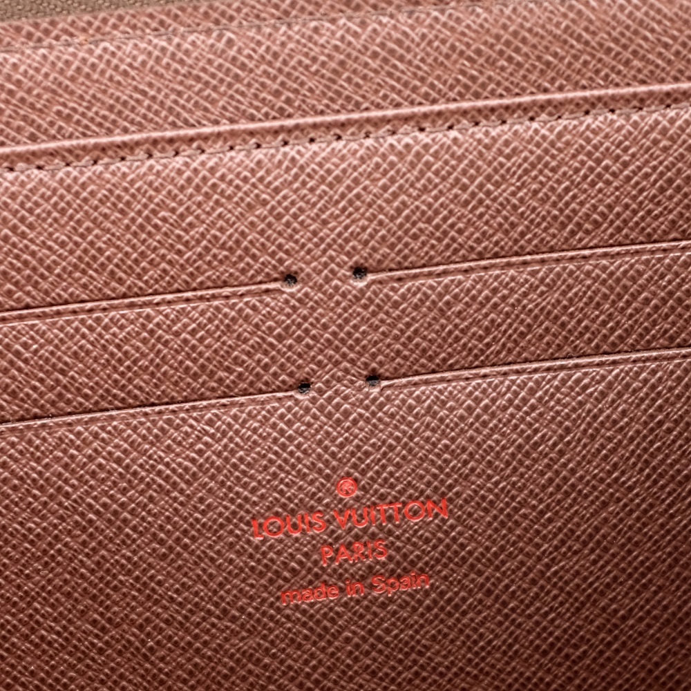 未使用品】LOUIS VUITTON ルイヴィトン ジッピー・ウォレット 長財布